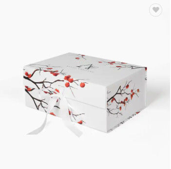 Ropa de encargo de los niños que empaqueta grande blanco magnético de papel de la caja de regalo del doblez con la cinta