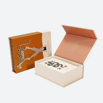 Caja de cartón rígida del modelo que recicla la caja de encargo de Logo Tarot Card Magnet Book